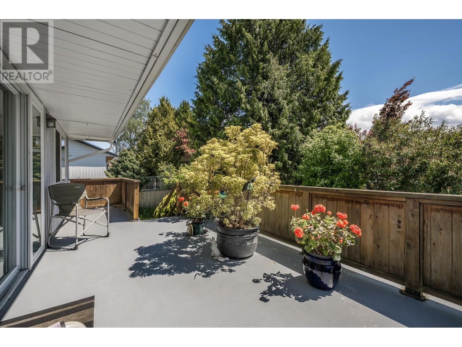 5282 Saratoga Drive, Delta, British Columbia  V4M 2E9 - Photo 3 - R3005882