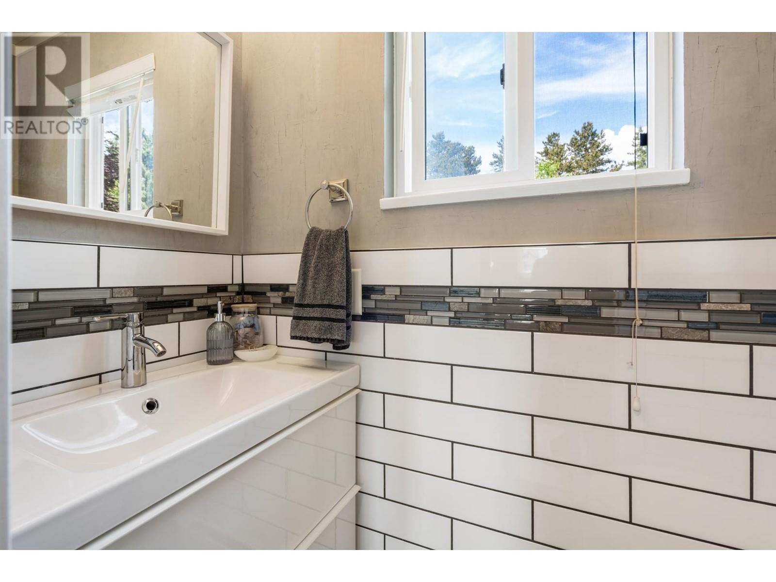 9413 Kingsley Crescent, Richmond, British Columbia  V7A 4V6 - Photo 23 - R3005923