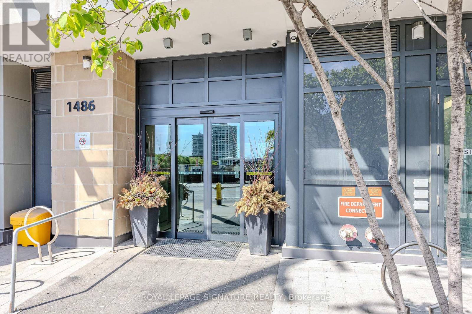 607 - 1486 Bathurst Street, Toronto (Humewood-Cedarvale), Ontario  M5P 3G9 - Photo 2 - C12166205