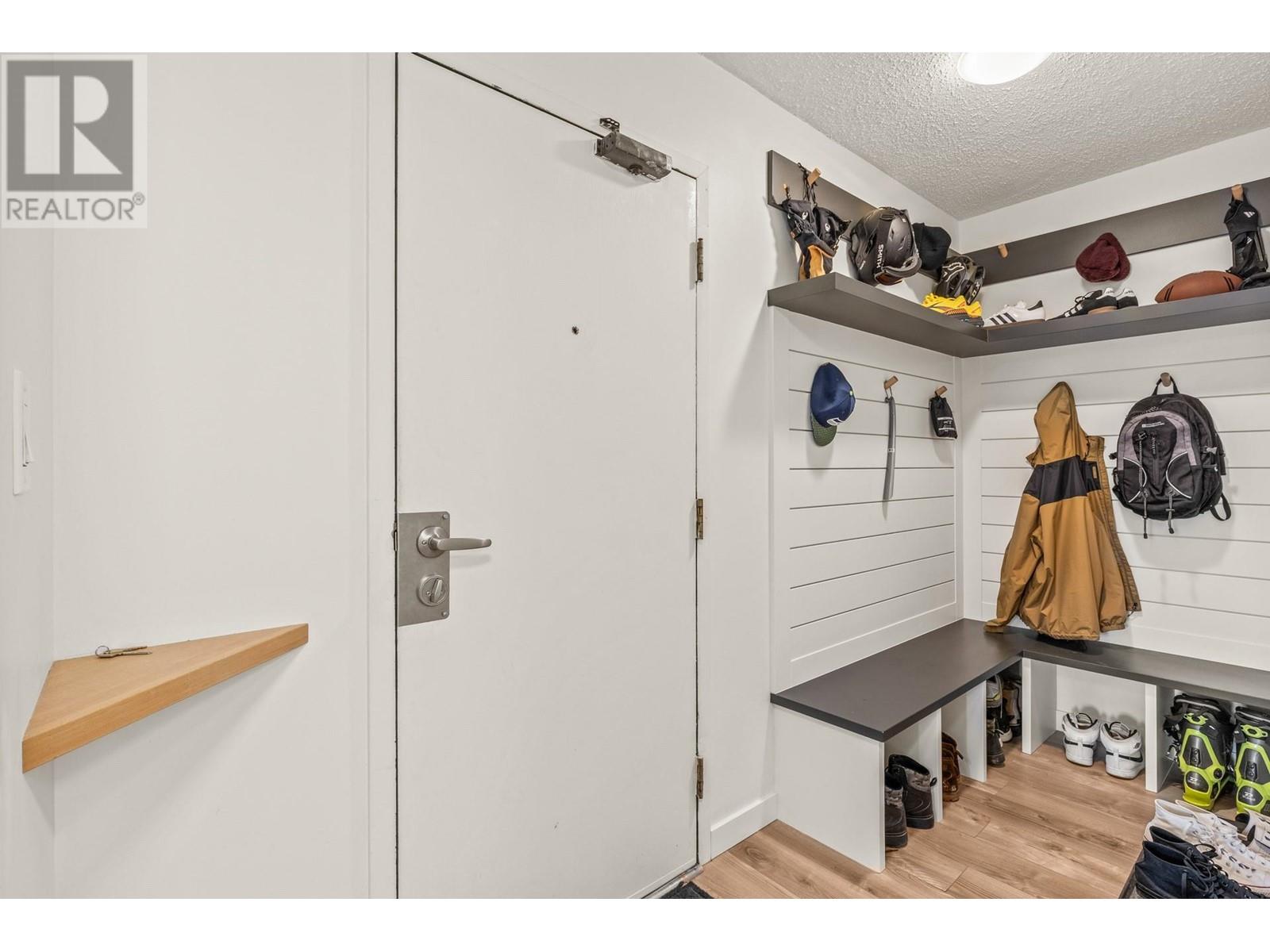 395 Franklyn Road Unit# 304, Kelowna, BC V1X5X8