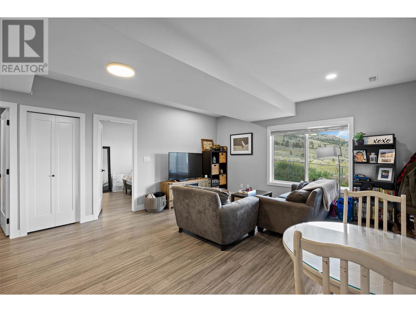 2281 SADDLEBACK Drive, Kamloops, BC V2B0G7