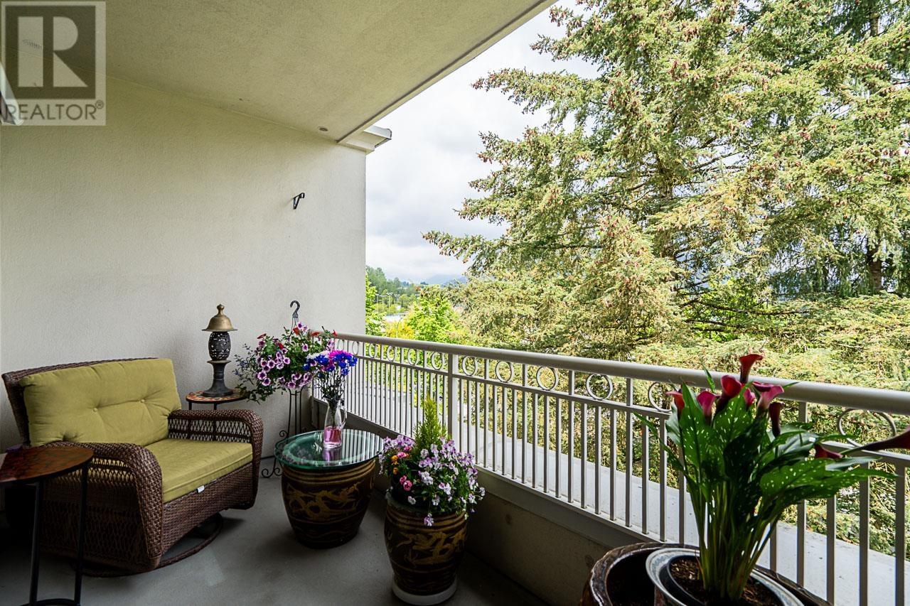 437 3098 Guildford Way, Coquitlam, British Columbia  V3B 7W8 - Photo 14 - R3005930