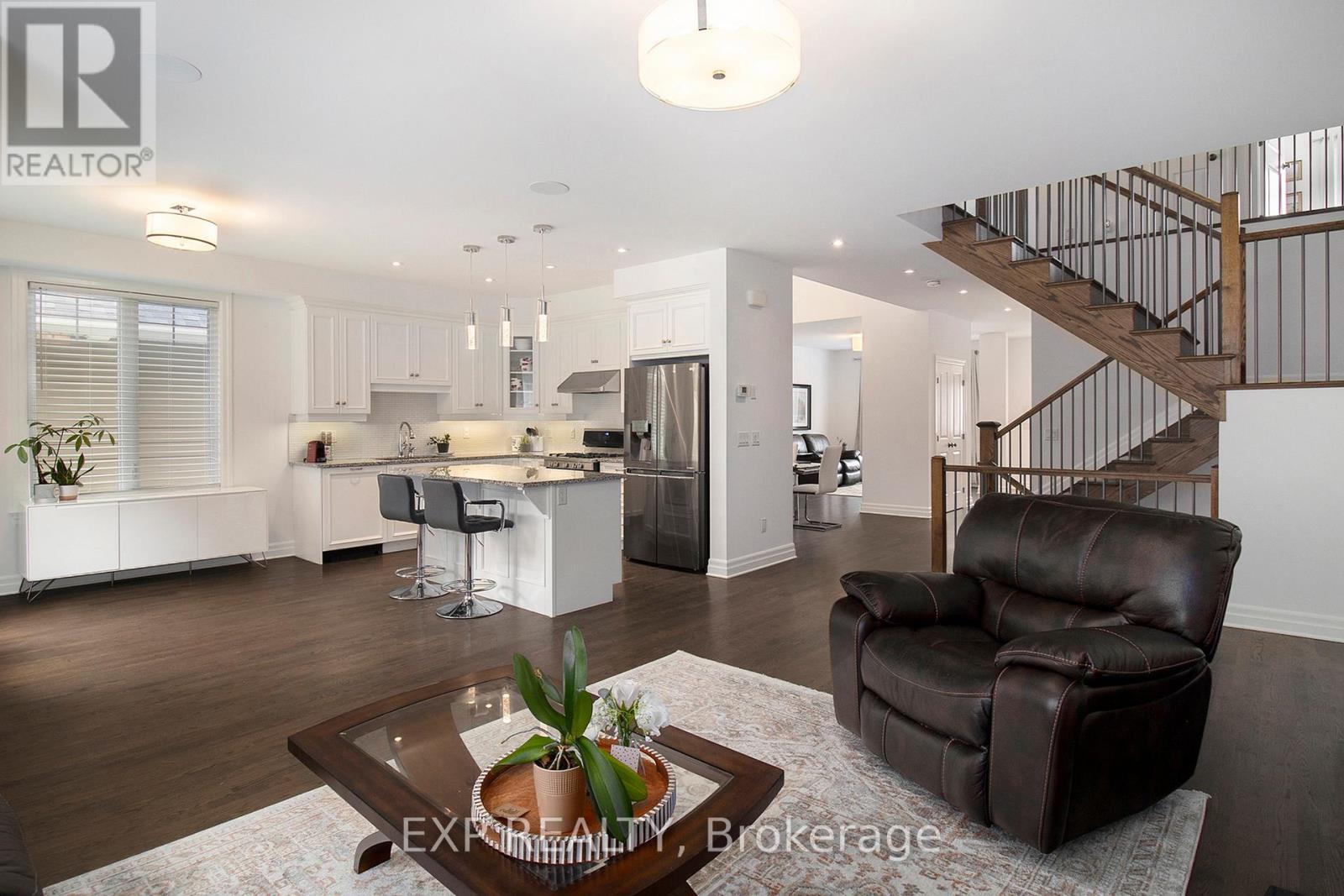 179 Avro Circle, Ottawa, Ontario  K1K 4Y9 - Photo 7 - X12029611
