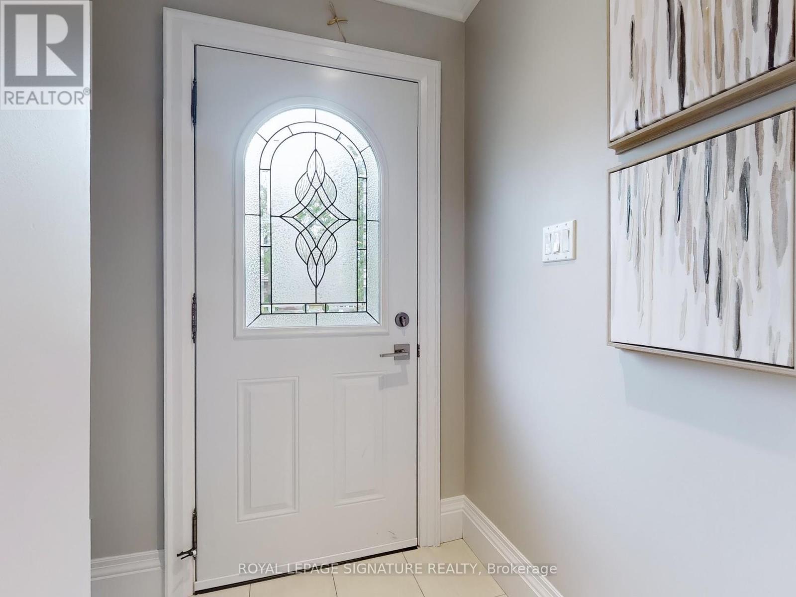 16 Bardwell Crescent, Toronto, Ontario  M1R 1C9 - Photo 4 - E12166098