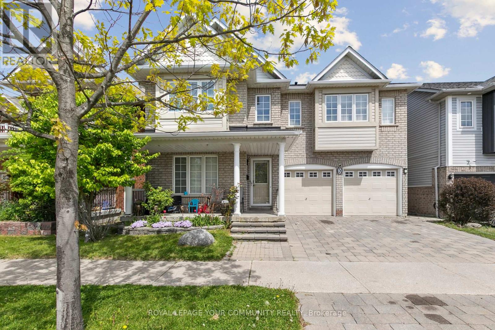 10 GREENHALF DRIVE, Ajax, Ontario