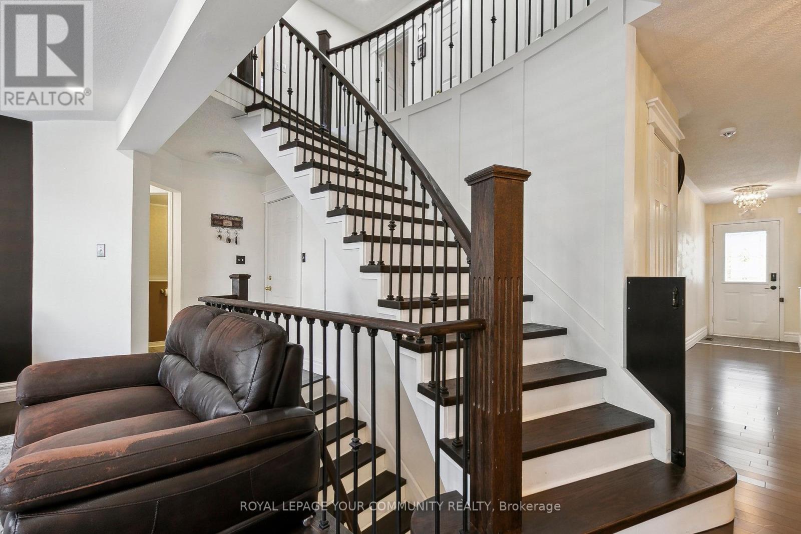 10 Greenhalf Drive, Ajax, Ontario  L1S 7N6 - Photo 21 - E12166145