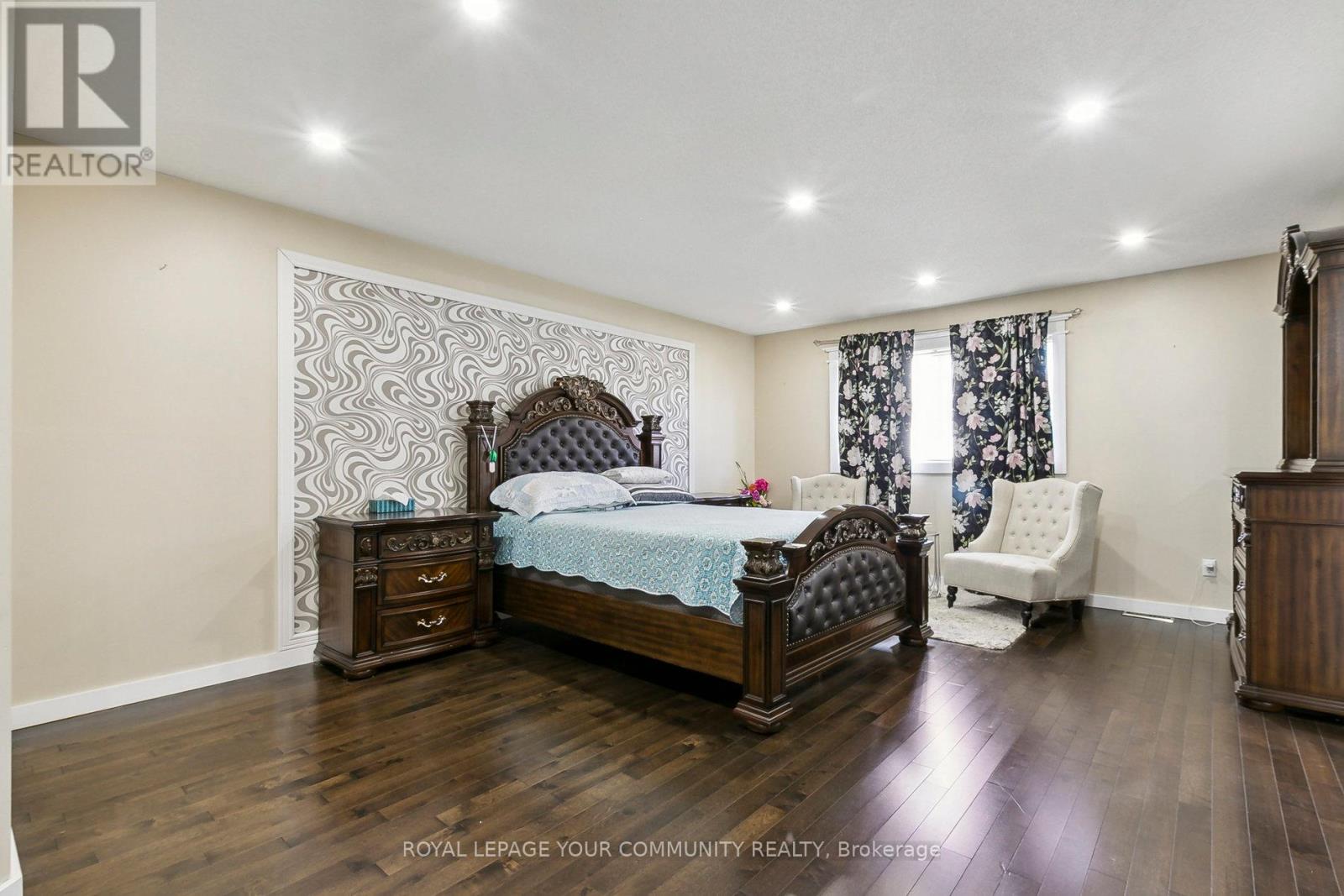 10 Greenhalf Drive, Ajax, Ontario  L1S 7N6 - Photo 23 - E12166145