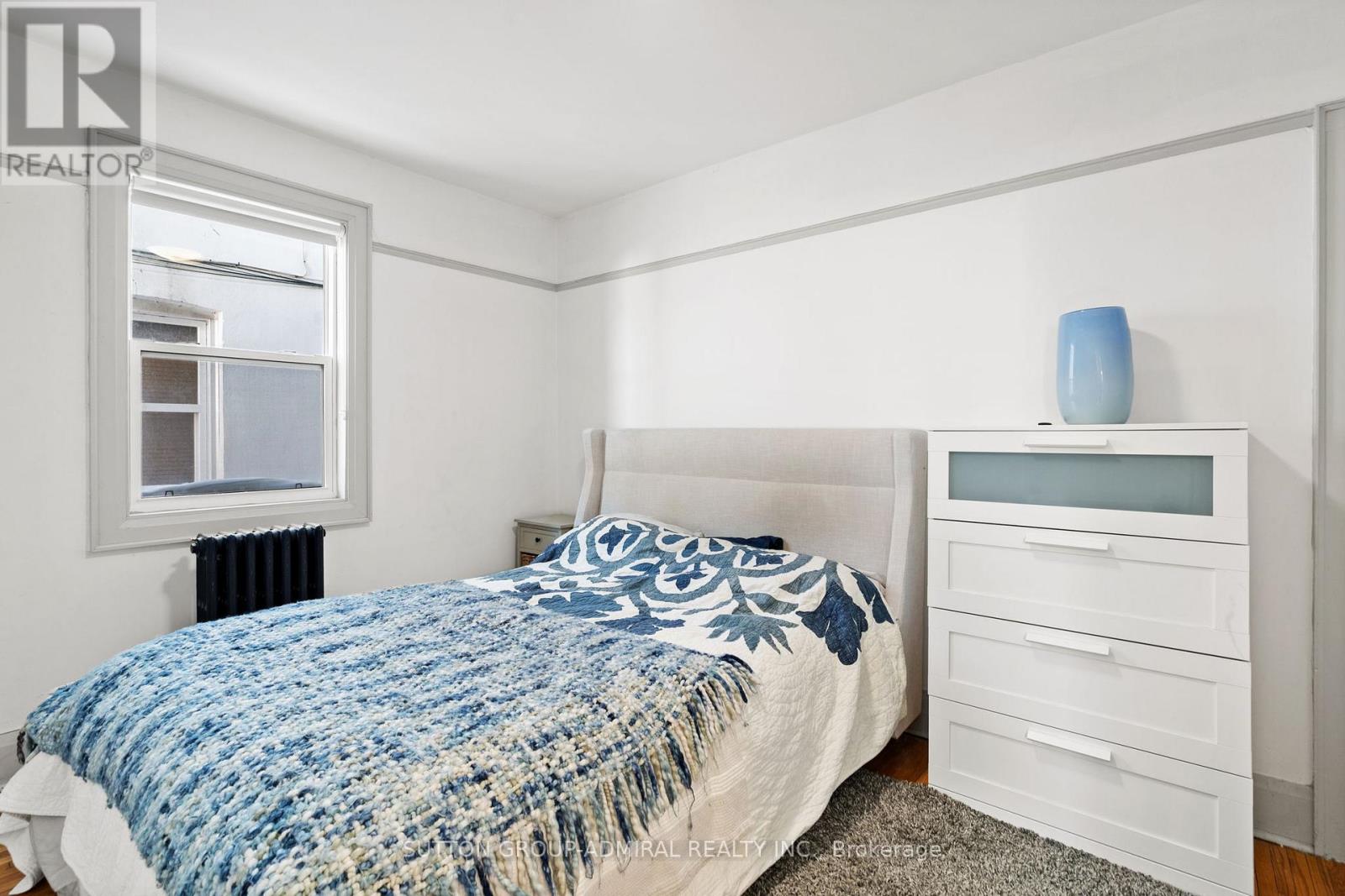 49 & 51 Wineva Avenue, Toronto (The Beaches), Ontario  M4E 2T1 - Photo 15 - E12166180