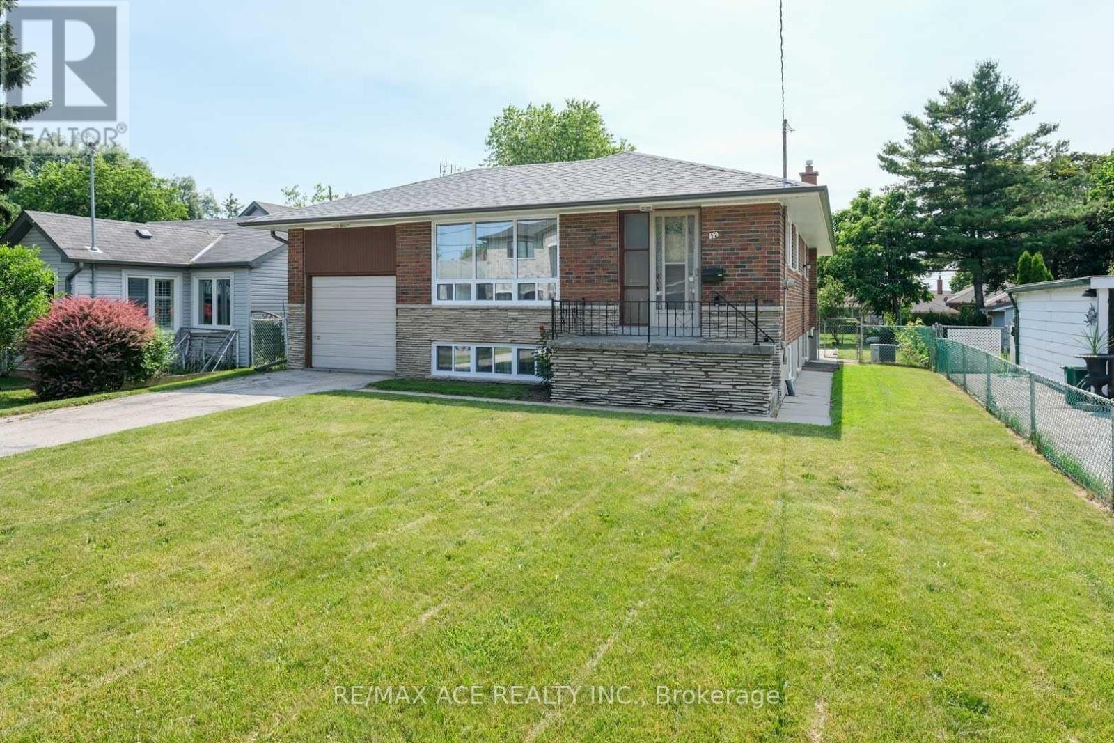 BSMT - 12 WALTONICE ROAD, Toronto, Ontario