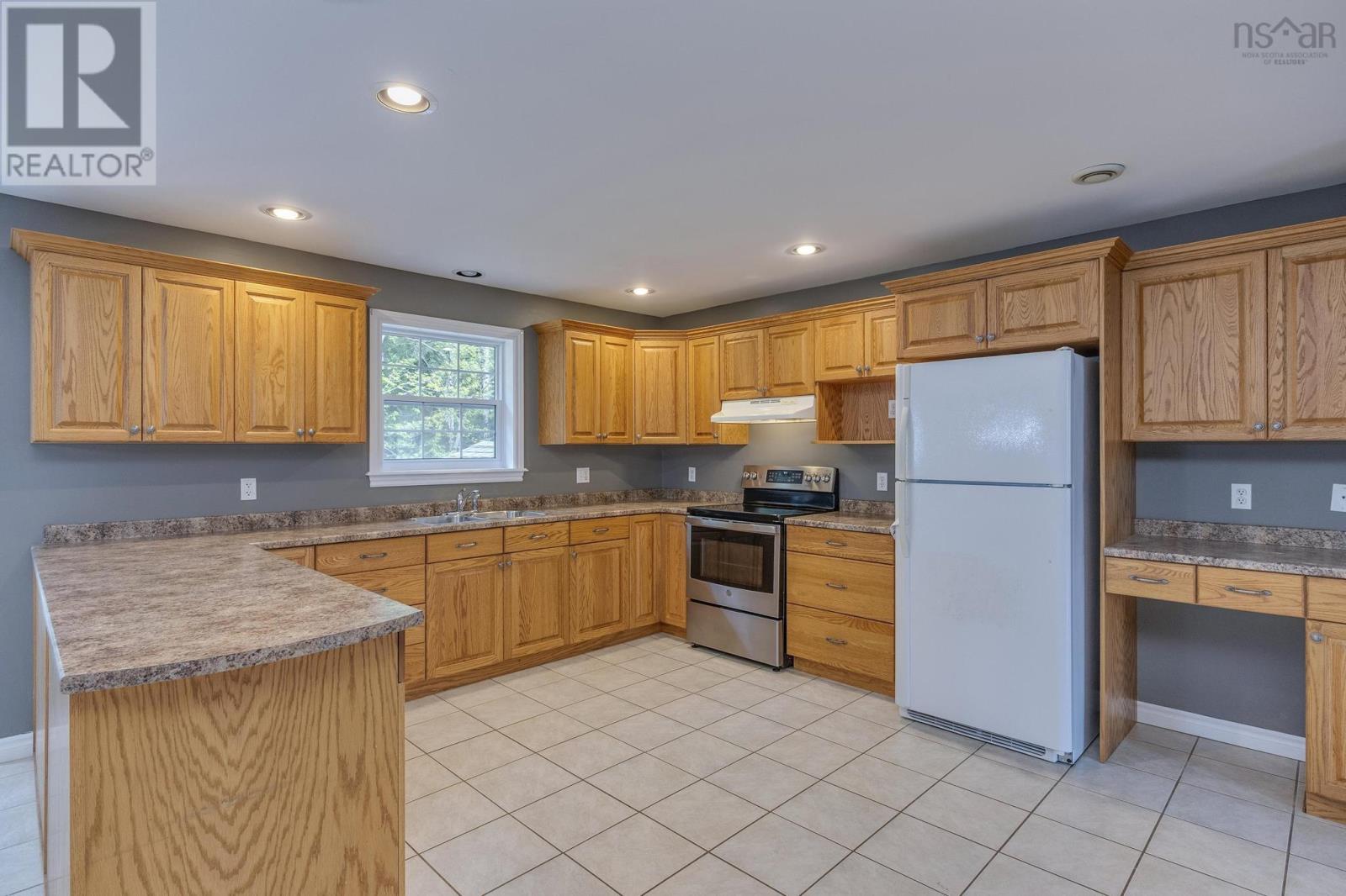 2188 Langille Drive, Coldbrook, Nova Scotia  B4E 1C3 - Photo 11 - 202511889