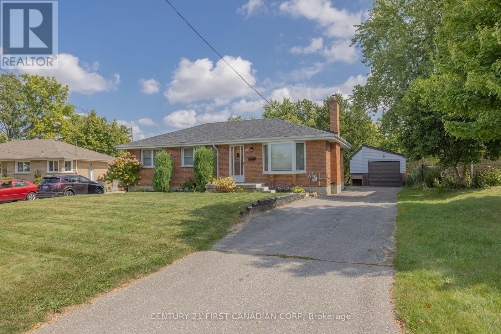Photo 20 of 50 for 460 Beachwood Avenue
