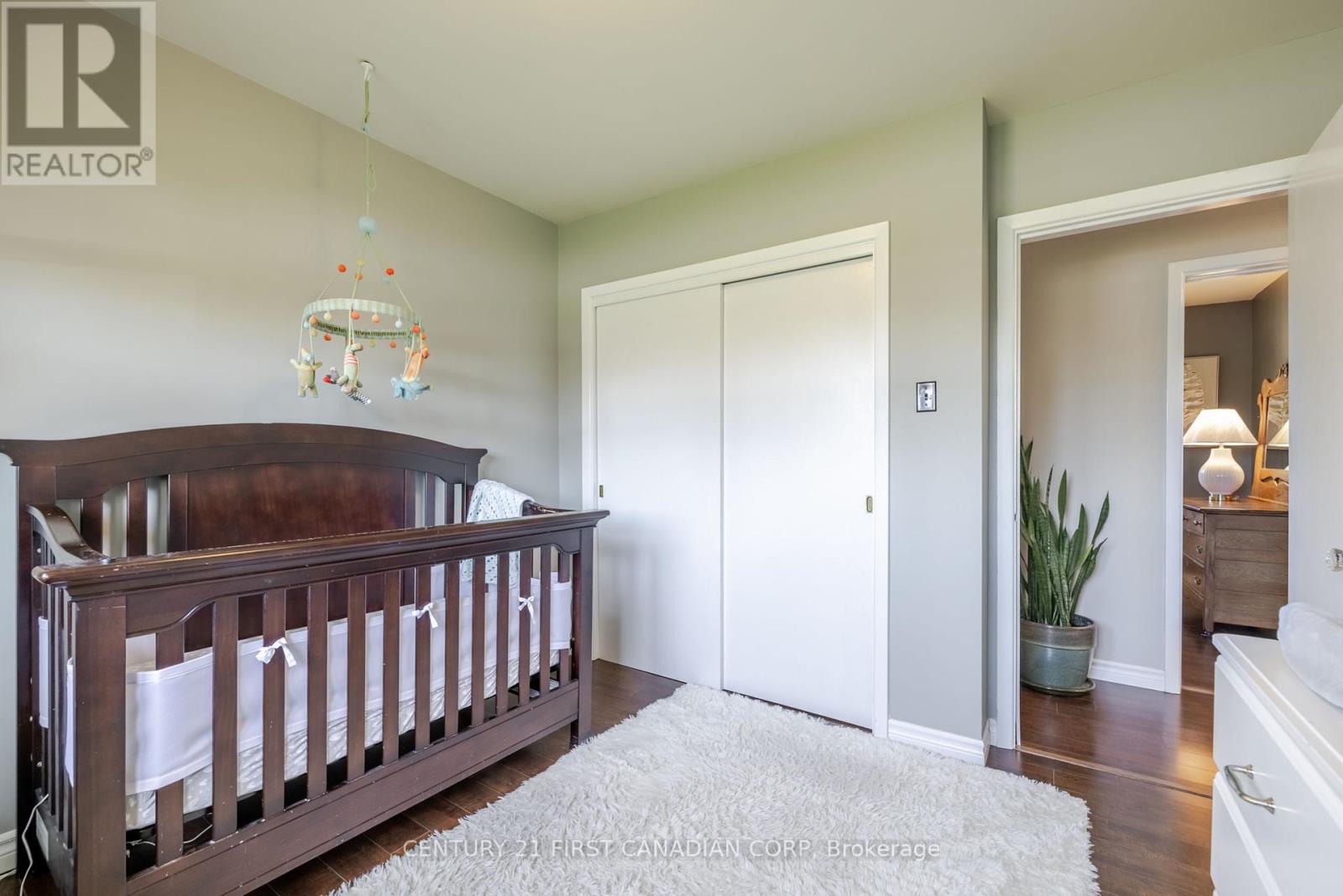 Photo 31 of 50 for 460 Beachwood Avenue