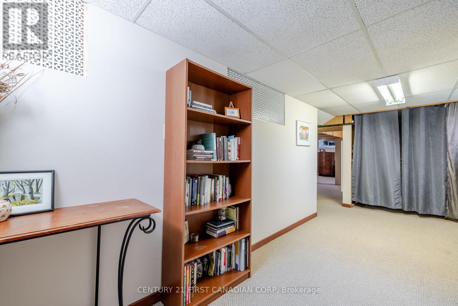 Photo 36 of 50 for 460 Beachwood Avenue