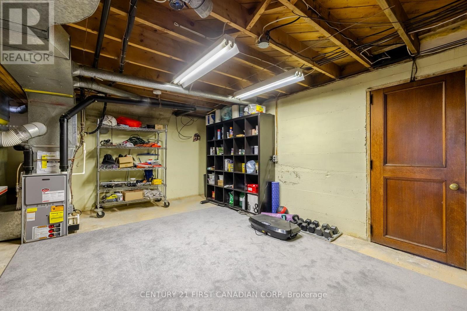 Photo 45 of 50 for 460 Beachwood Avenue