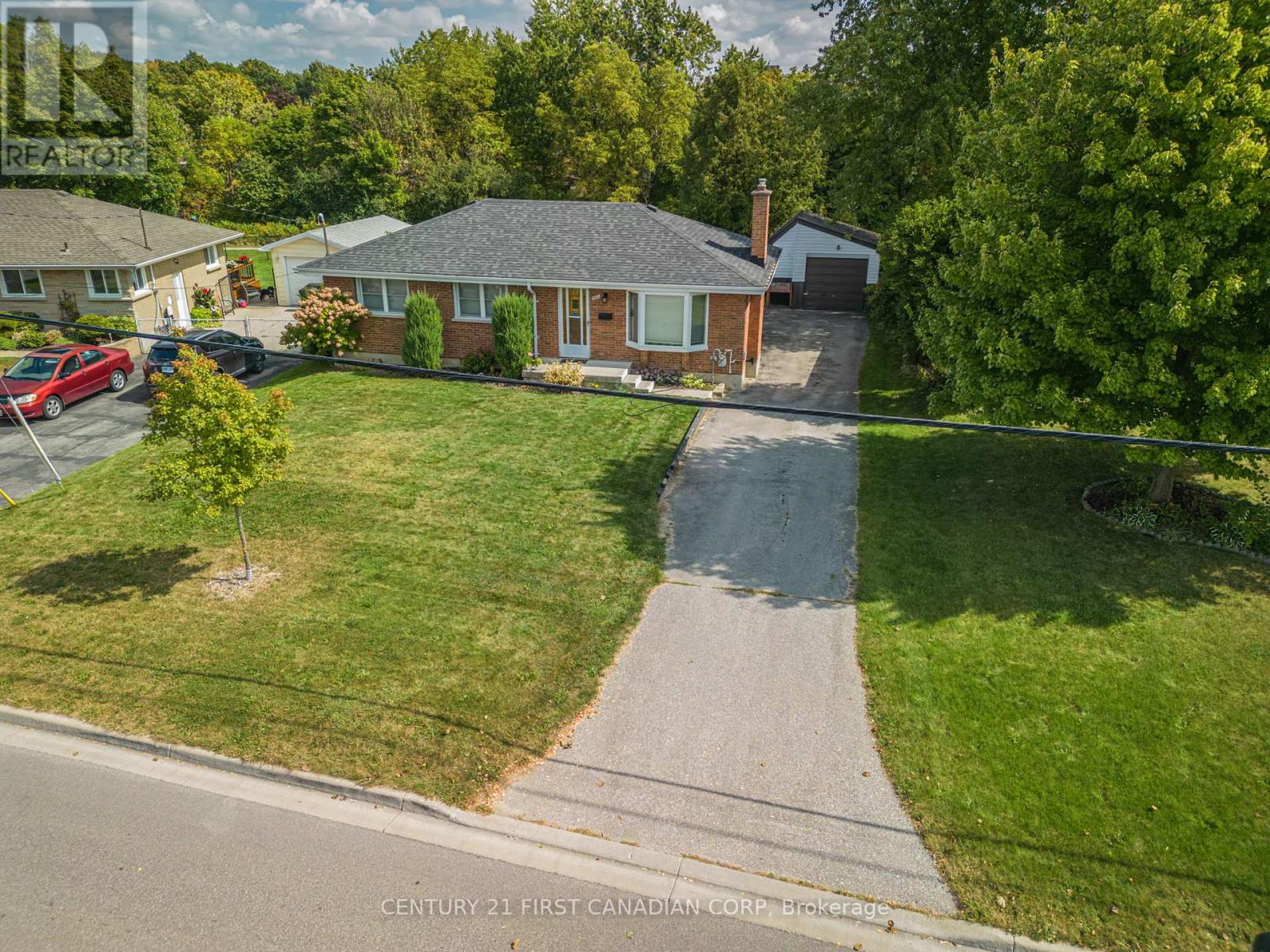 Photo 47 of 50 for 460 Beachwood Avenue