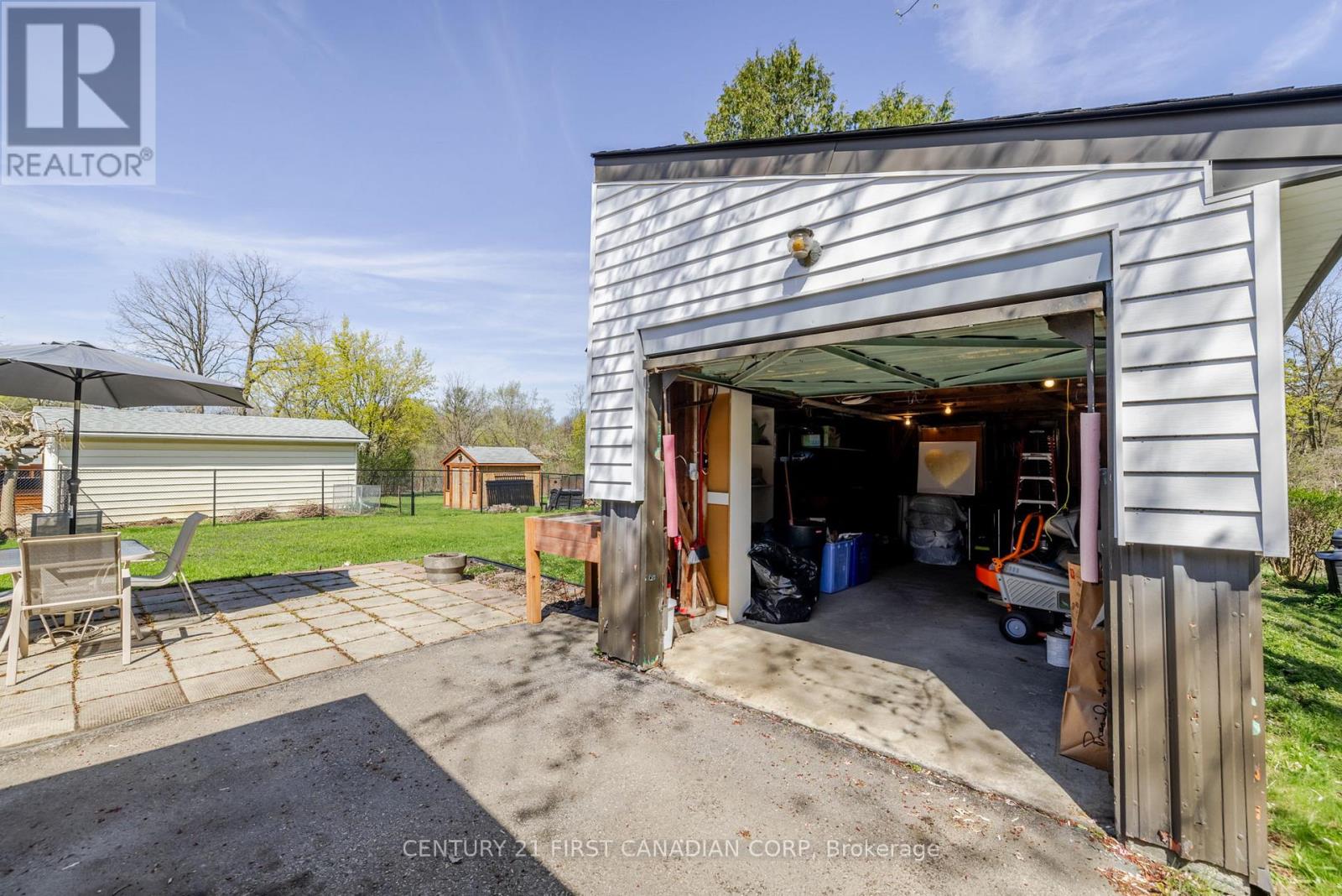Photo 49 of 50 for 460 Beachwood Avenue