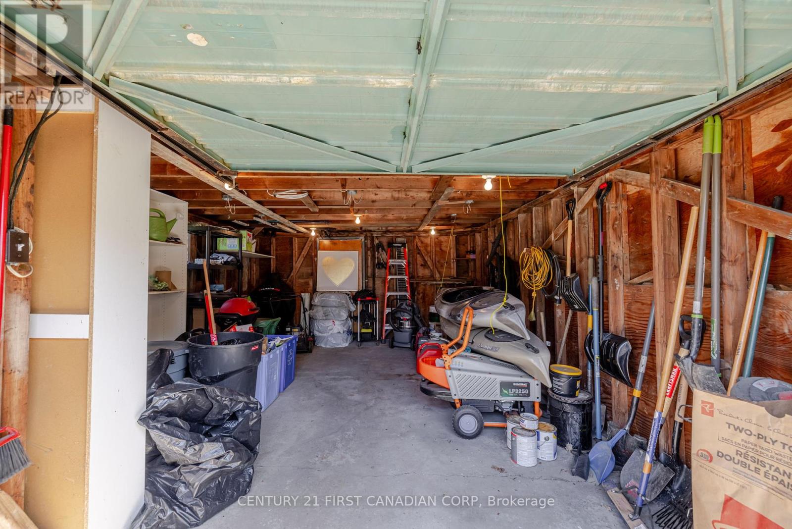 Photo 50 of 50 for 460 Beachwood Avenue