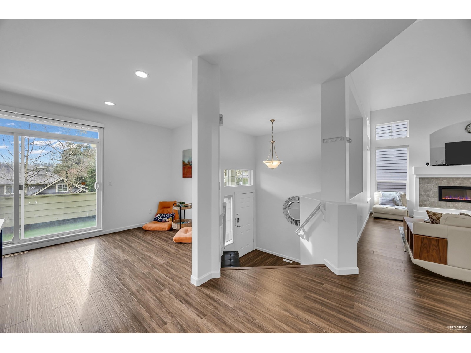 Property at 15473 ROSEMARY HEIGHTS CRESCENT image 3