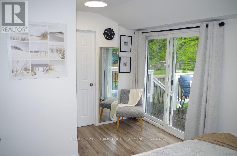 1169 Killarney Beach Road, Innisfil, Ontario  L0L 1W0 - Photo 20 - N12166131