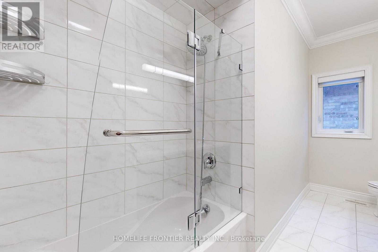 28 Rock Elm Court, Vaughan, Ontario  L6A 4C2 - Photo 36 - N12166144