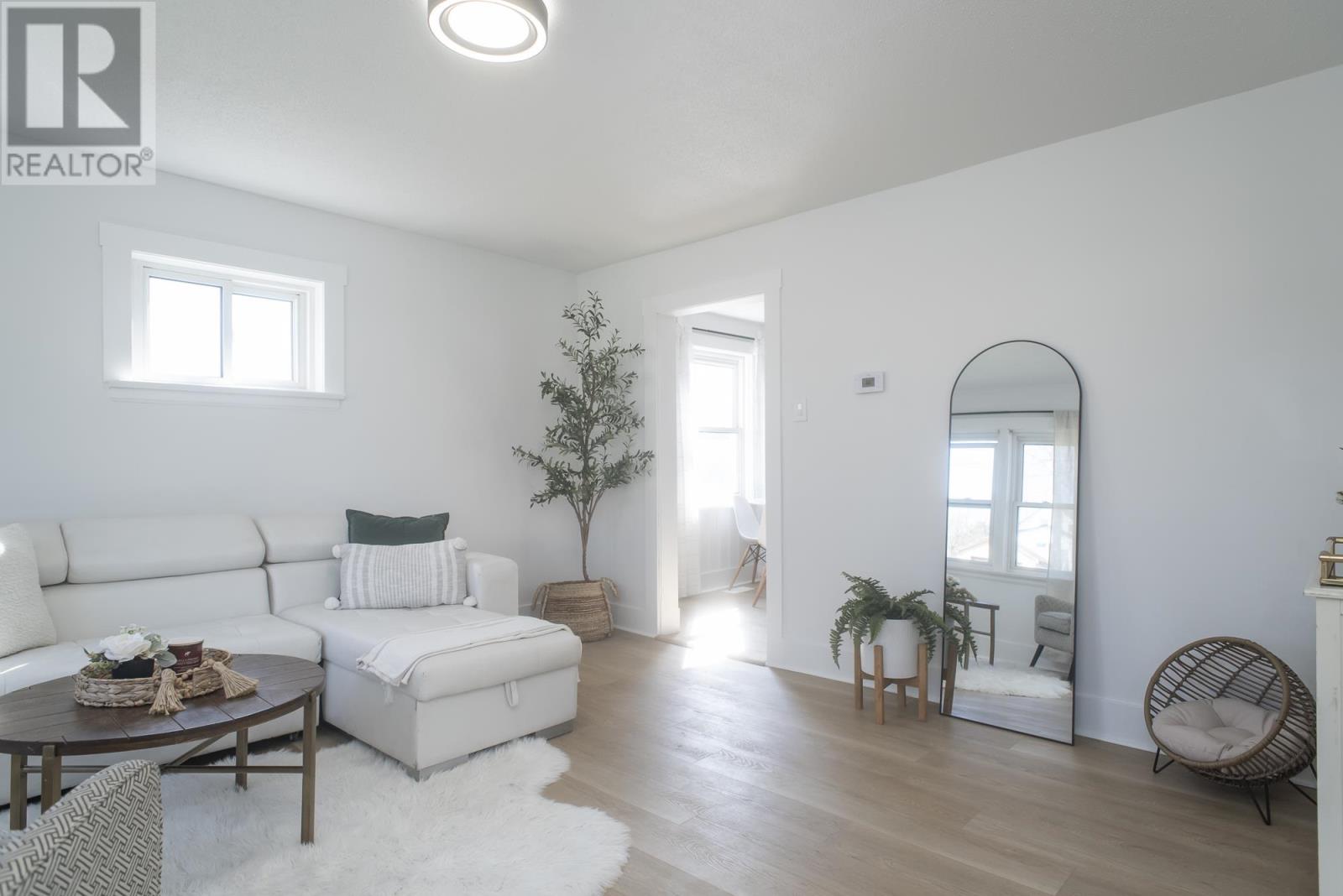 226 High St, Thunder Bay, Ontario  P7A 5R8 - Photo 2 - TB251173