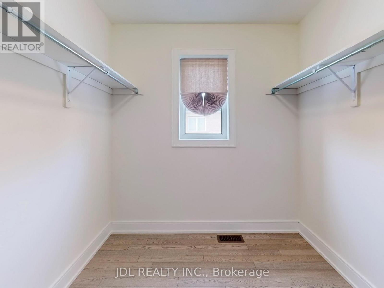 143 Kenneth Rogers Crescent, East Gwillimbury, Ontario  L9S 0S1 - Photo 15 - N12152784