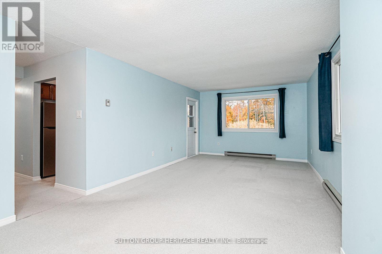 307 - 1 Quail Crescent, Barrie, Ontario  L4N 6W9 - Photo 12 - S12097853