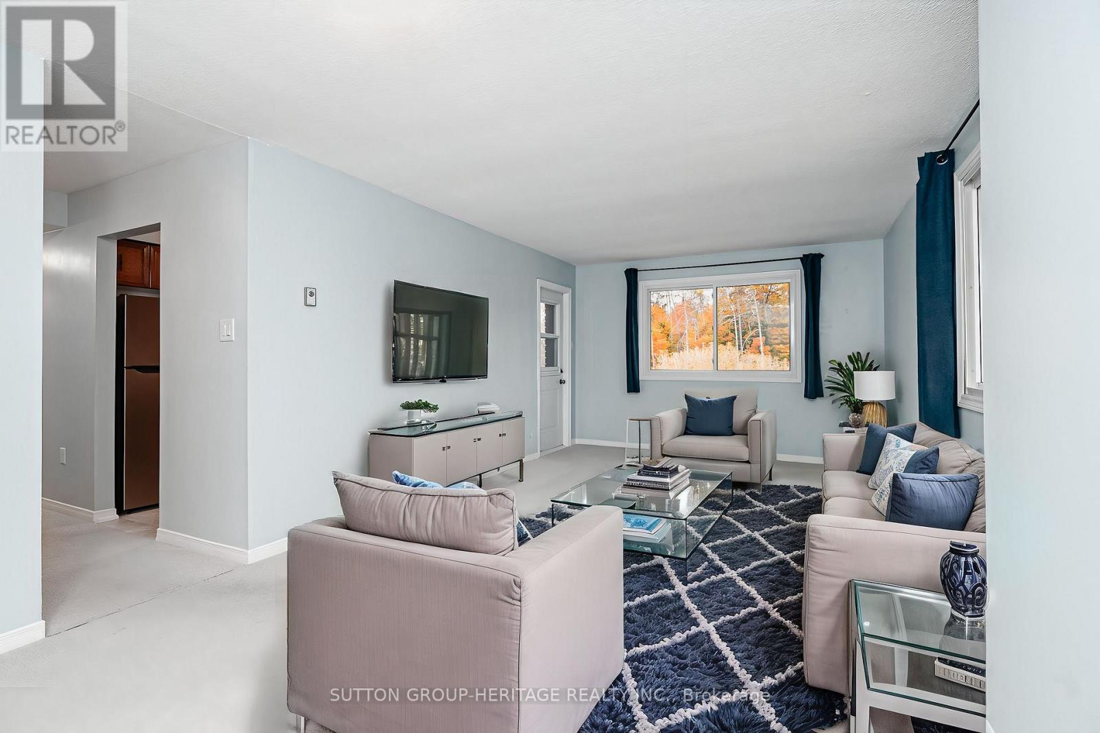 307 - 1 Quail Crescent, Barrie, Ontario  L4N 6W9 - Photo 6 - S12097853