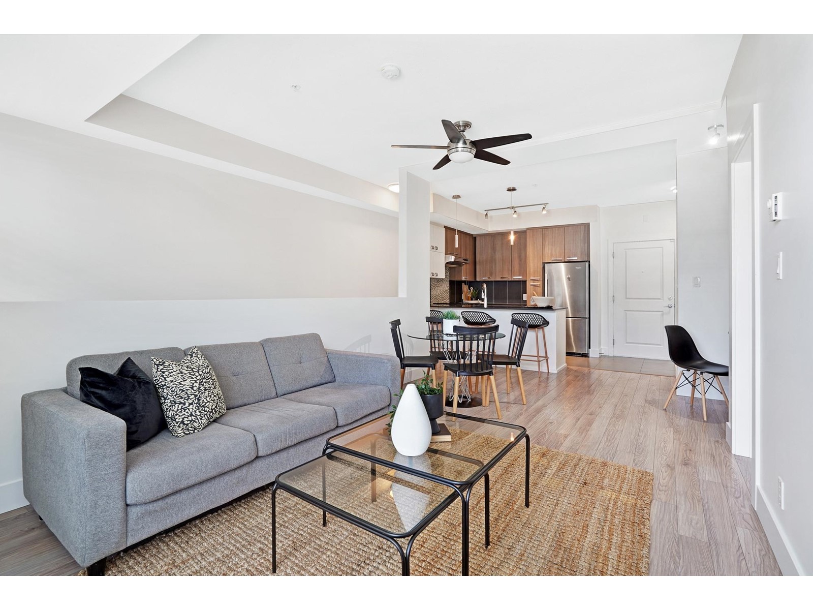 101 15956 86a Avenue, Surrey, British Columbia  V4N 6N8 - Photo 6 - R3005976