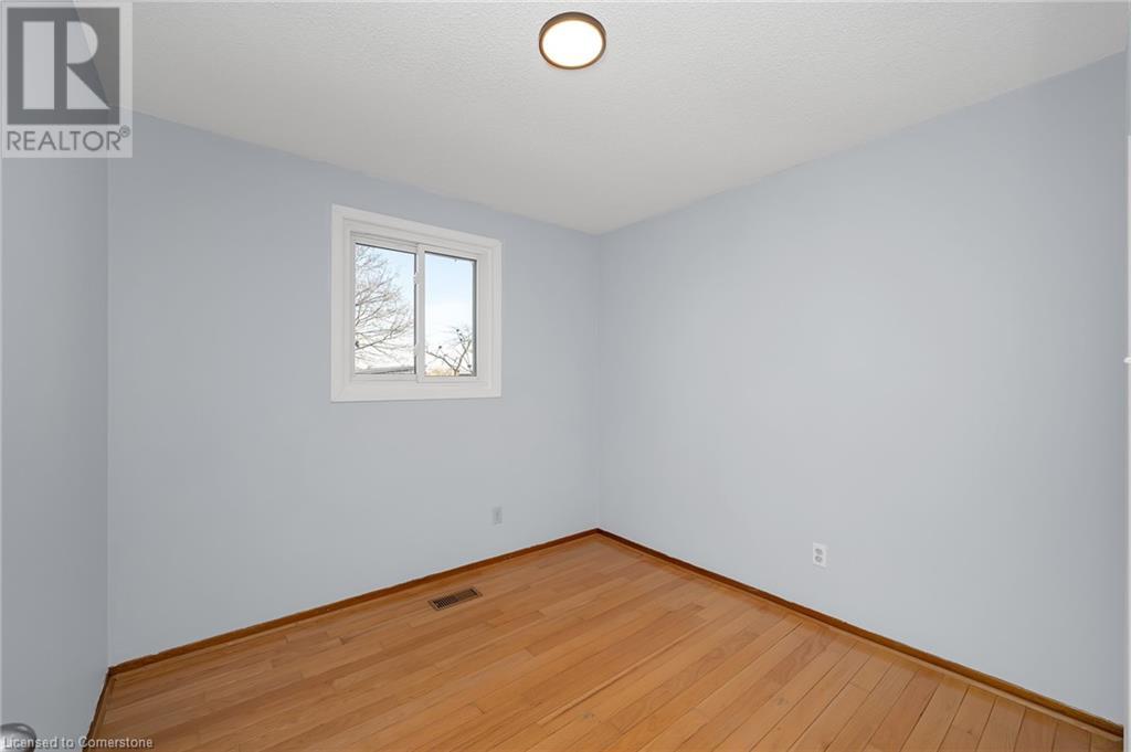 82 Lampman Crescent, Thorold, Ontario  L2V 4K7 - Photo 19 - 40730938