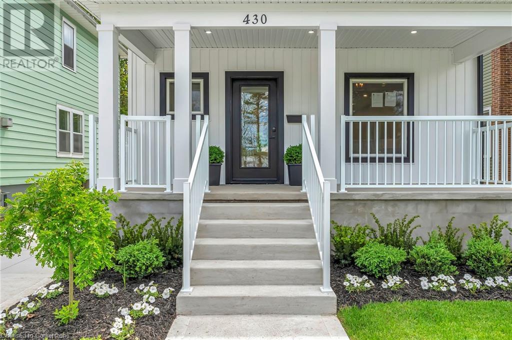 Property at 430 ALDER Street E image 3