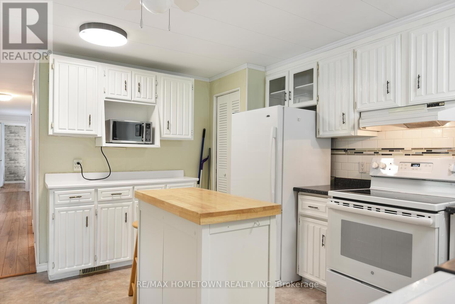 23 - 1871 Oxford Avenue, Elizabethtown-Kitley, Ontario  K6B 7B5 - Photo 8 - X12166418