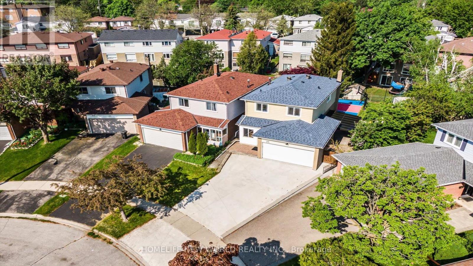 25 NORTONVILLE DRIVE, Toronto, Ontario