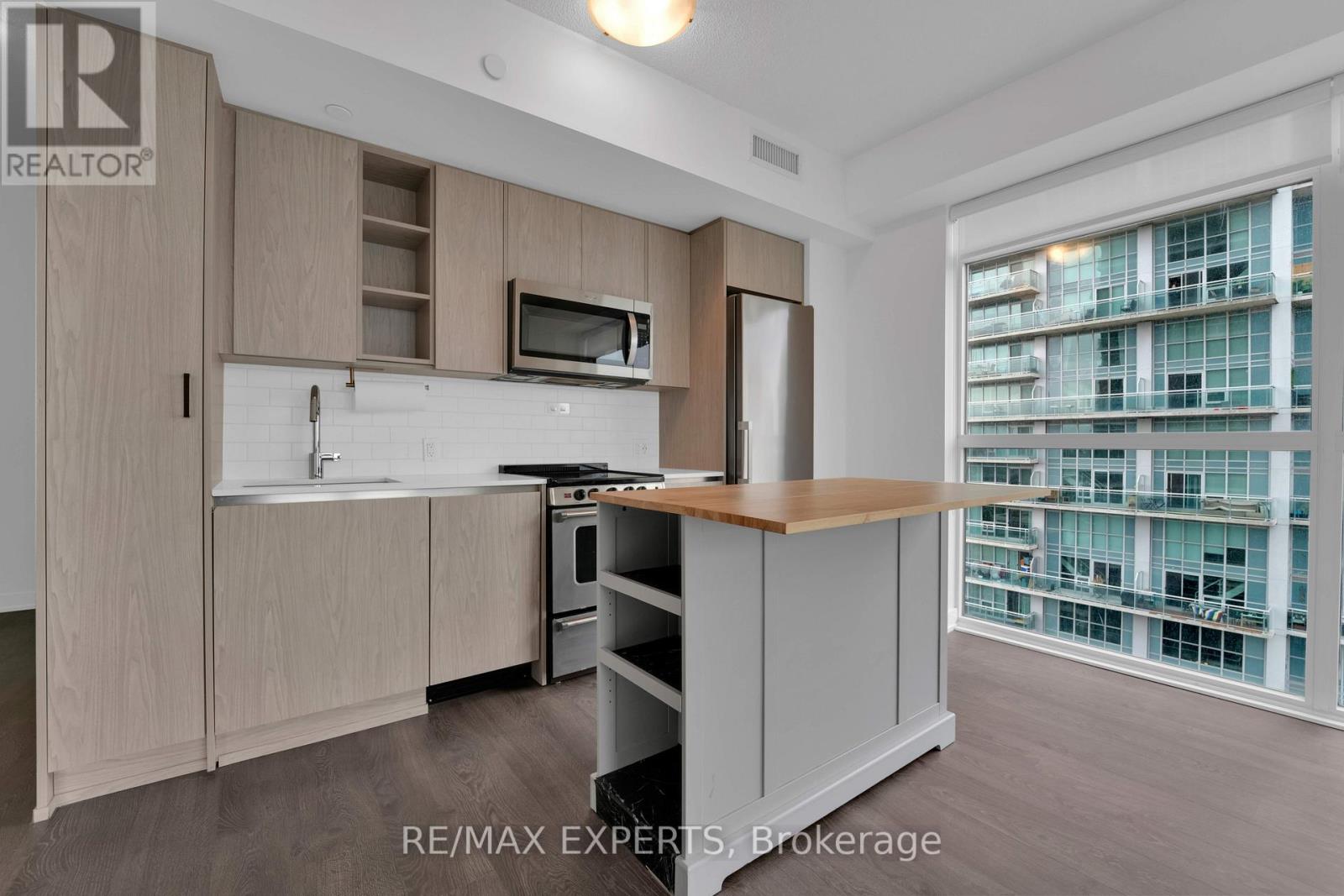 1504 - 251 Manitoba Street, Toronto, Ontario  M8Y 0C7 - Photo 13 - W12166124