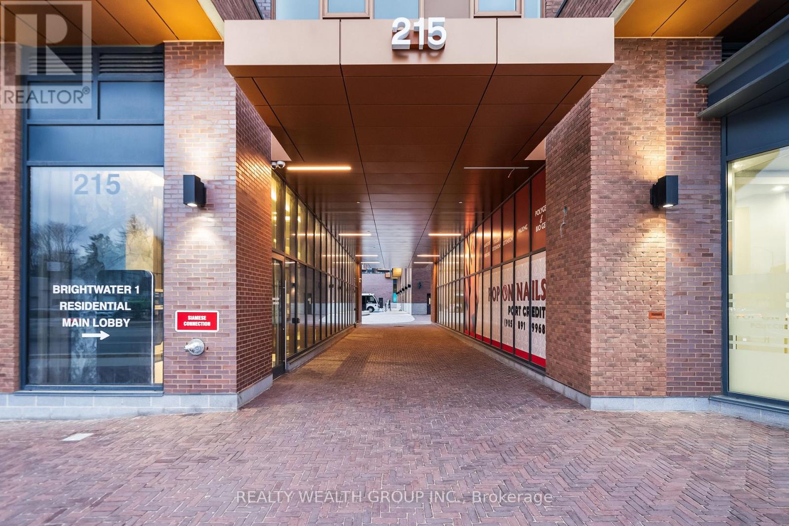 208 - 215 LAKESHORE ROAD W, mississauga (port credit), Ontario