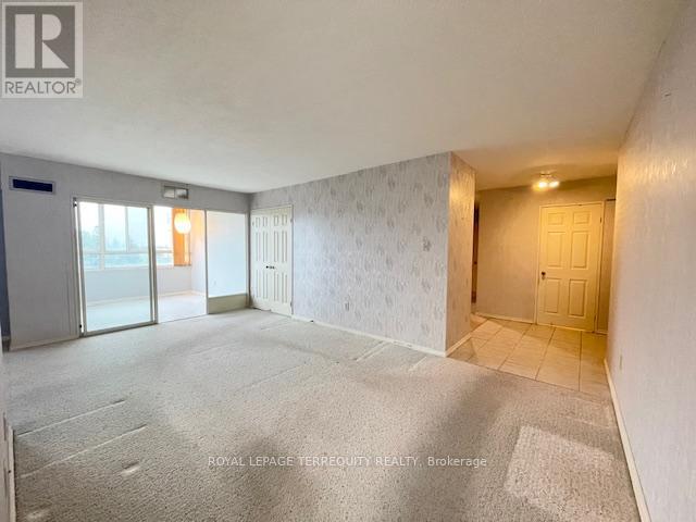 Property at 309 - 100 COUNTY COURT BOULEVARD image 4