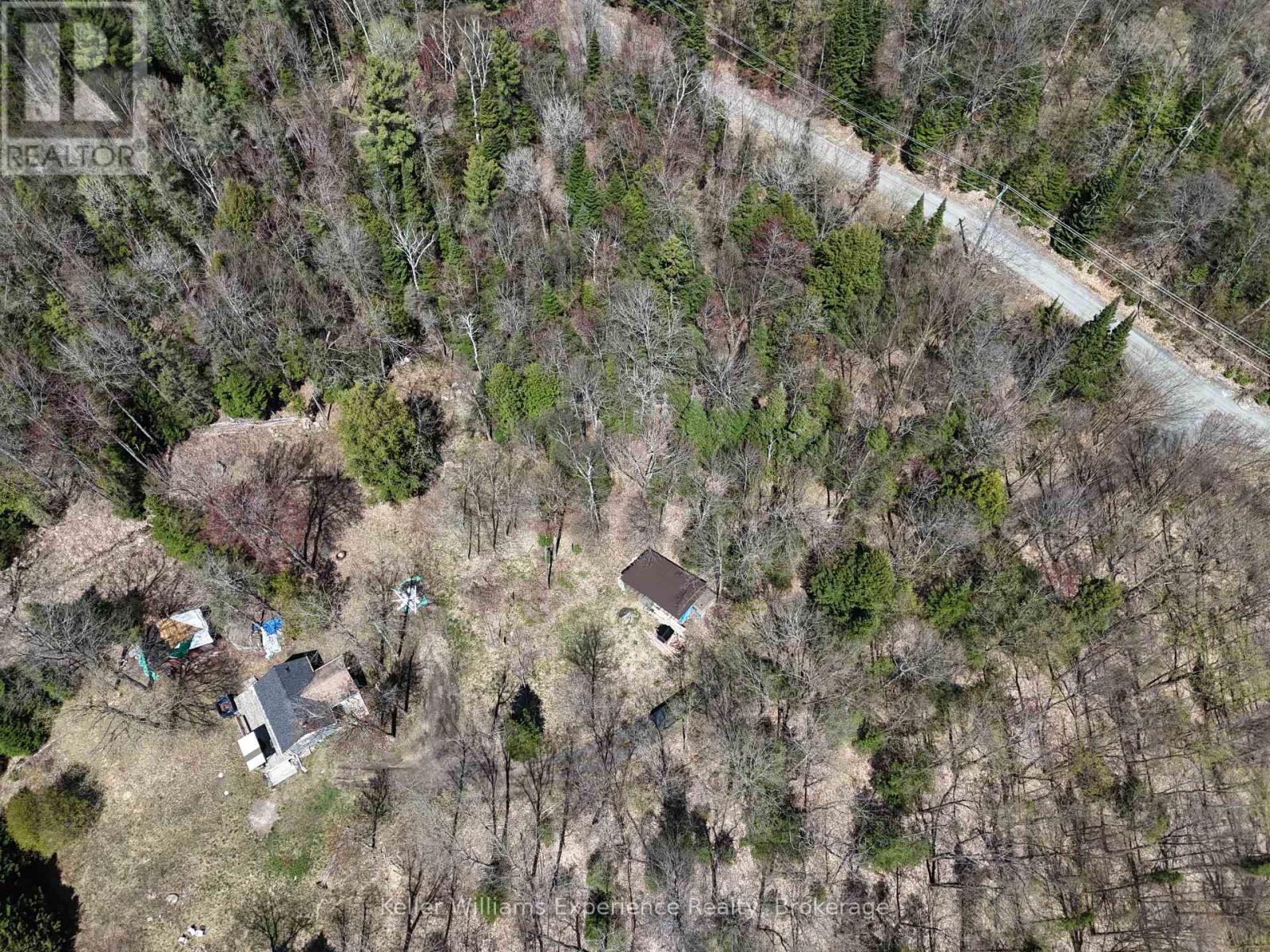 102 Old School House Road, Huntsville, Ontario  P1H 2J4 - Photo 5 - X12166312