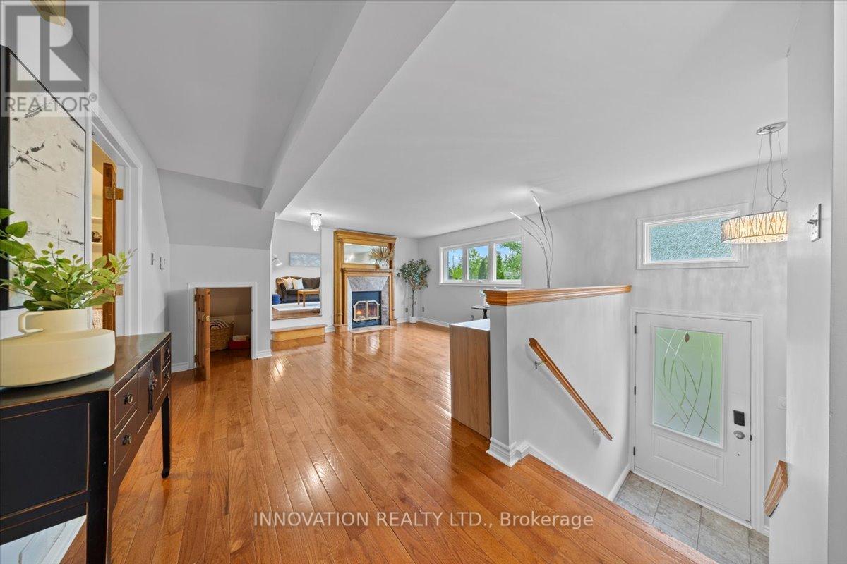 695 Pleasant Park Road, Ottawa, Ontario  K1G 1Y3 - Photo 7 - X12166428