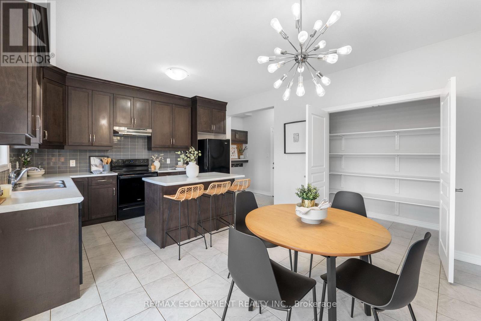 9241 Tallgrass Avenue, Niagara Falls, Ontario  L2G 0Y2 - Photo 14 - X12166181