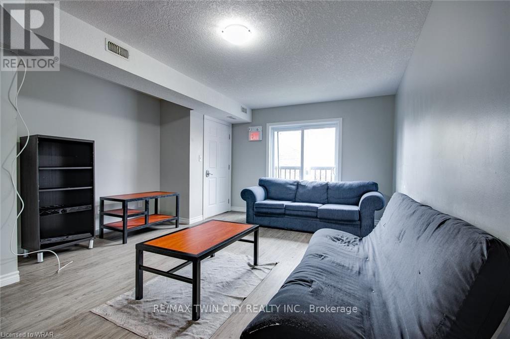 3 - 151 Bridgeport Road E, Waterloo, Ontario  N2J 2K3 - Photo 6 - X12166214