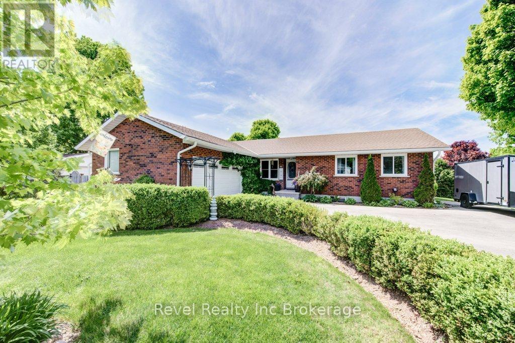 6 OAK STREET, South-West Oxford, Ontario
