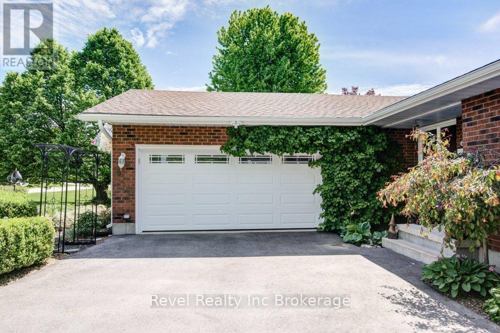 Property at 6 OAK STREET image 2
