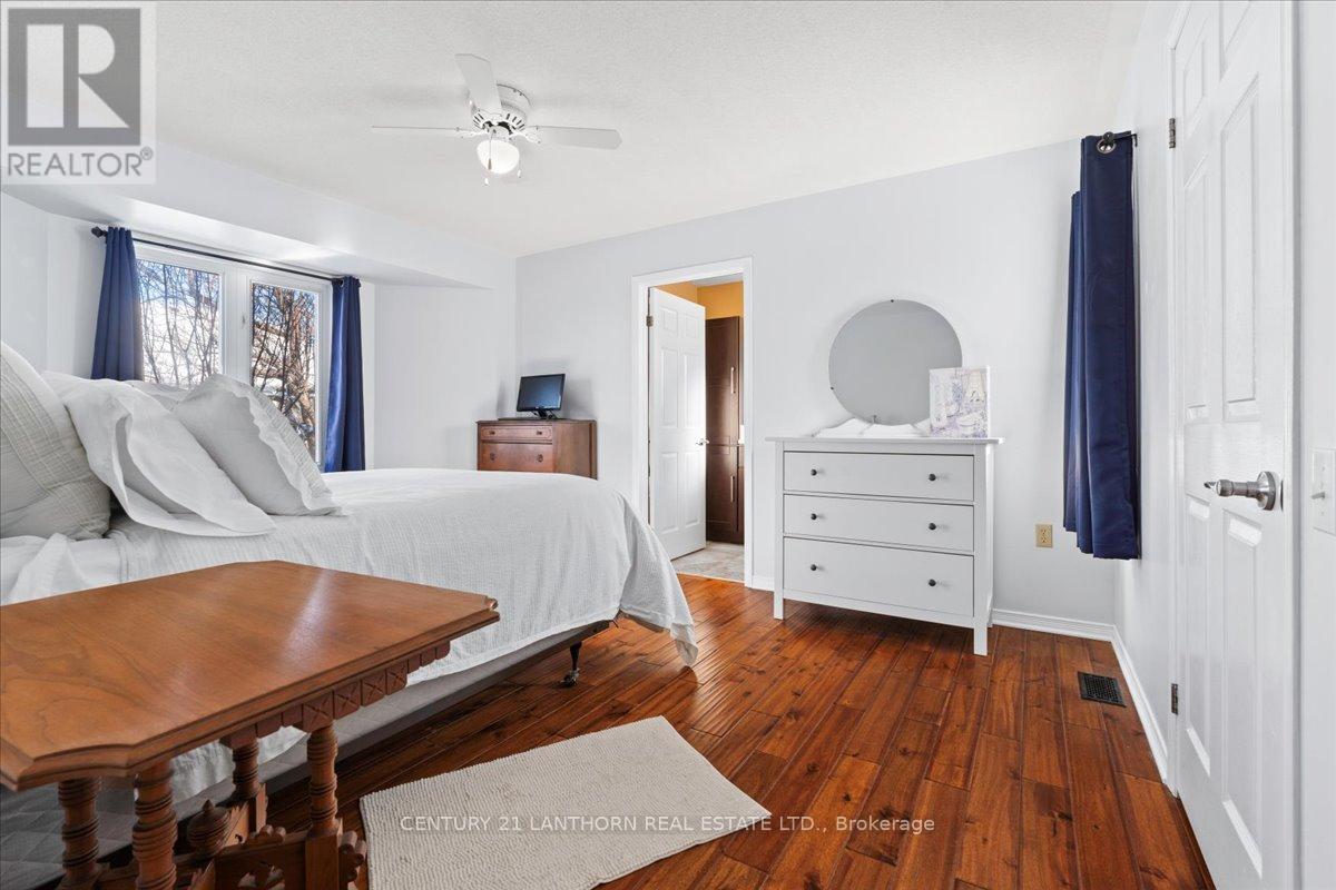 9 Reynolds Place, Prince Edward County, Ontario  K0K 3L0 - Photo 8 - X11941422