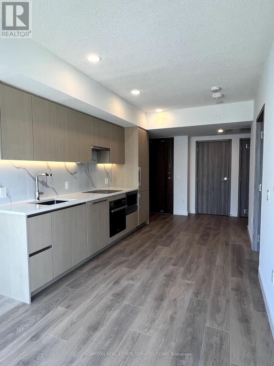 2112 - 1 Concord Cityplace Way, Toronto, Ontario  M5V 0X3 - Photo 5 - C12166216