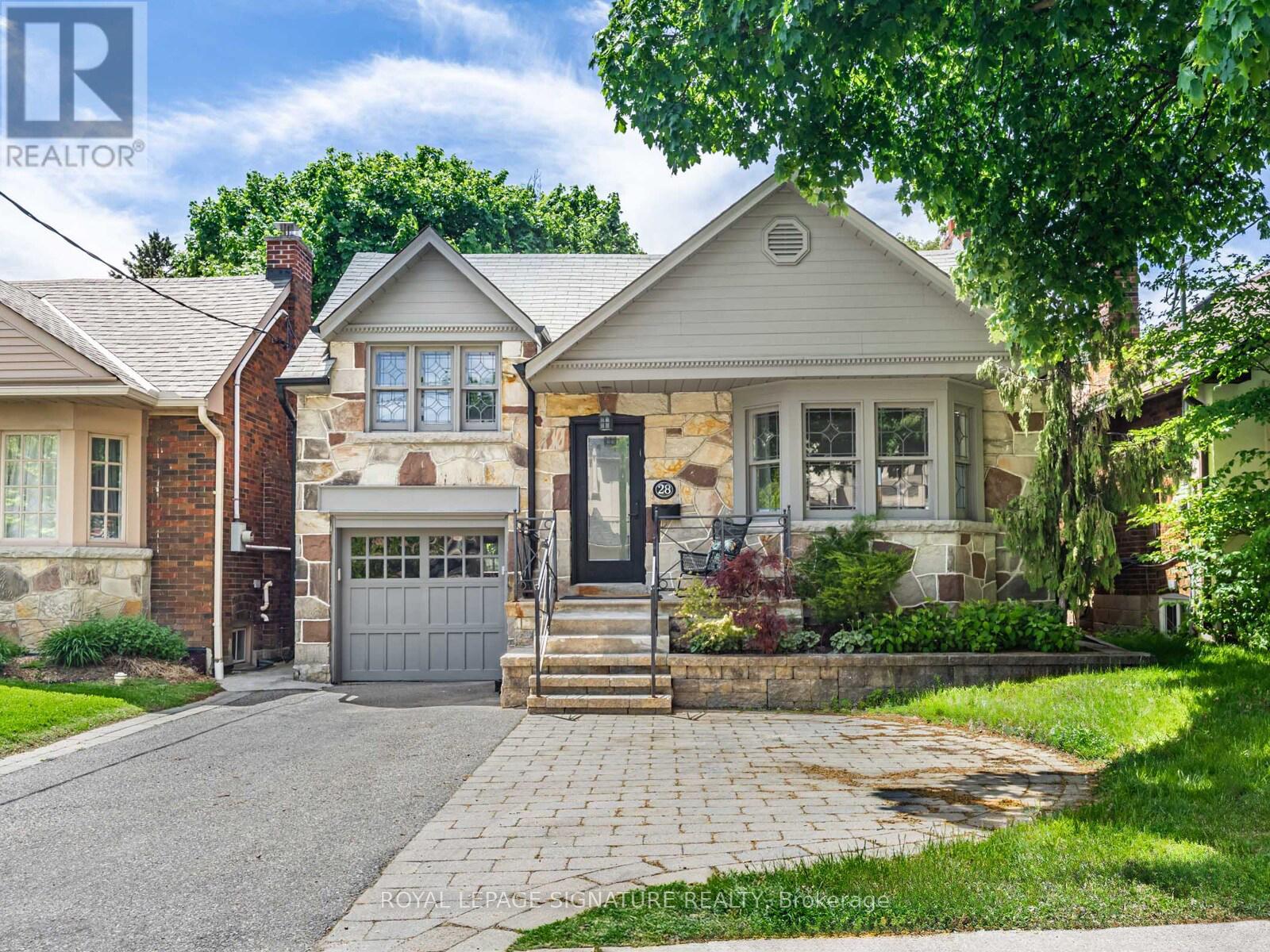 28 Flanders Road, Toronto, Ontario  M6C 3K6 - Photo 2 - C12166269