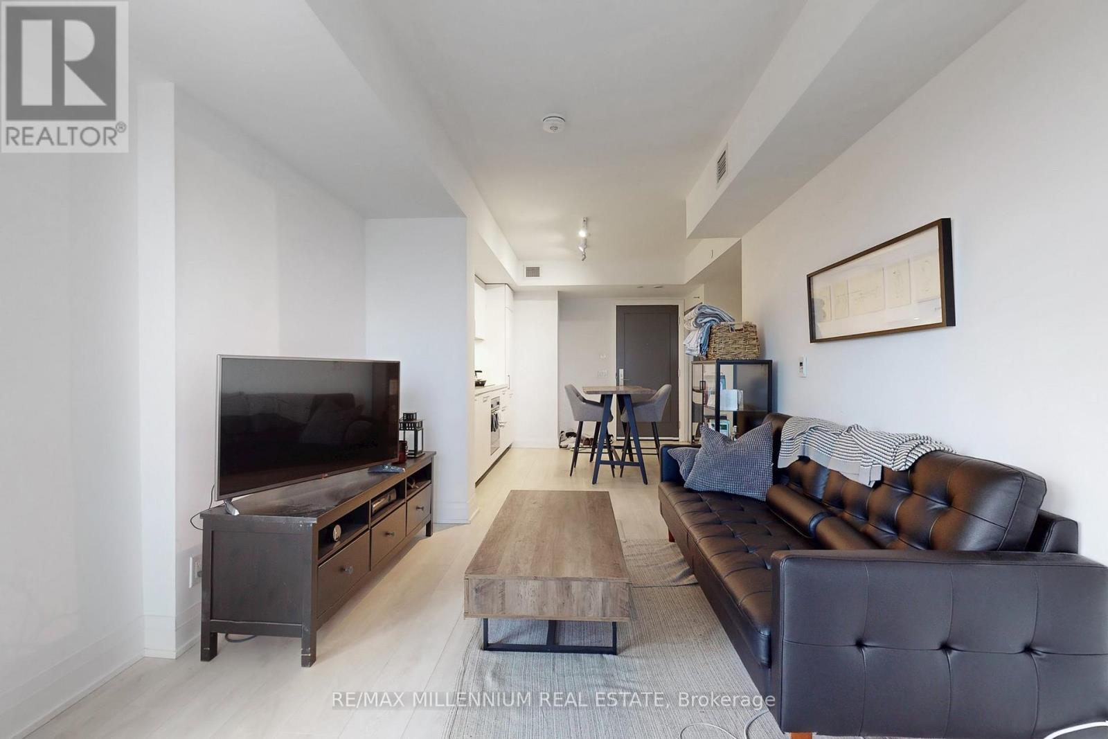 520 - 33 Frederick Todd Way, Toronto (Thorncliffe Park), Ontario  M4G 0C9 - Photo 12 - C12166290