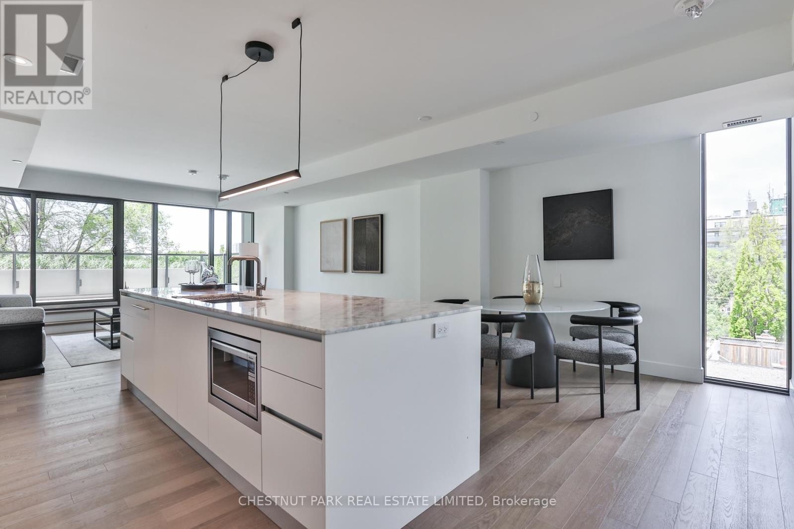 408 - 1414 Bayview Avenue, Toronto, Ontario  M4V 1G6 - Photo 1 - C12166357