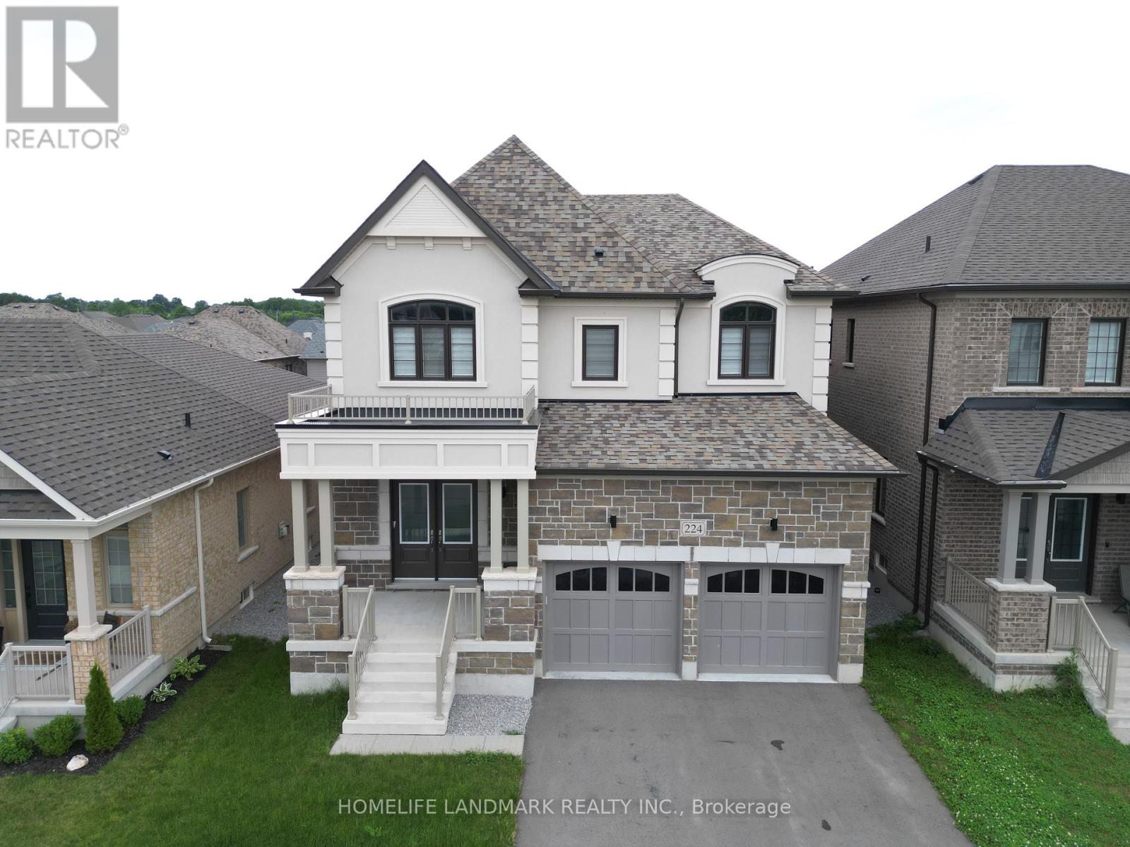 224 Danny Wheeler Boulevard, Georgina, Ontario  L4P 0J8 - Photo 1 - N12144735