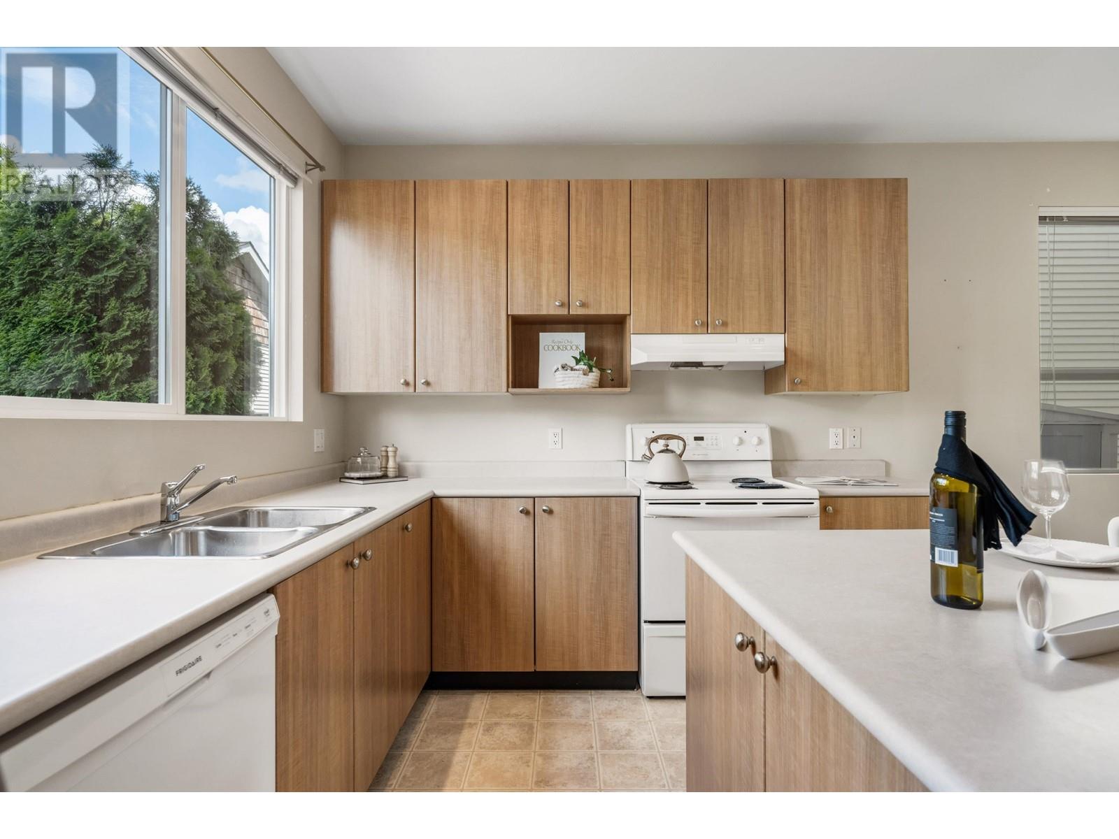 24313 102a Avenue, Maple Ridge, British Columbia  V2W 1X9 - Photo 11 - R3005924
