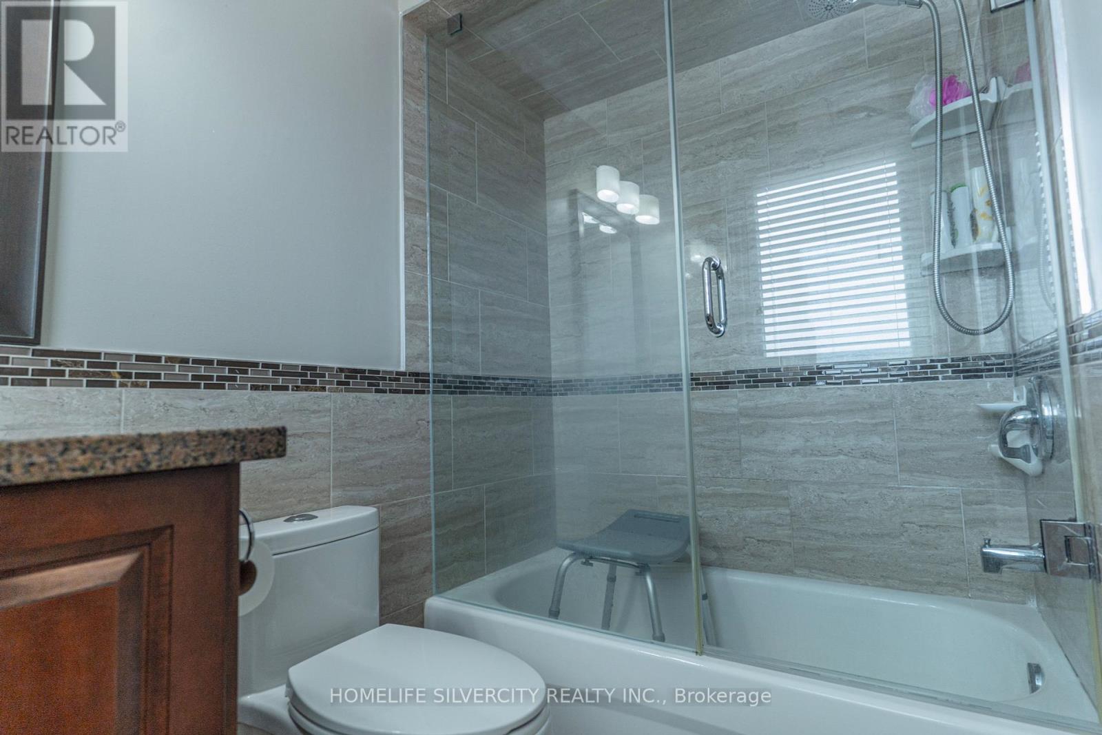 79 Green Springs Drive, Toronto, Ontario  M1V 2A9 - Photo 17 - E12166264